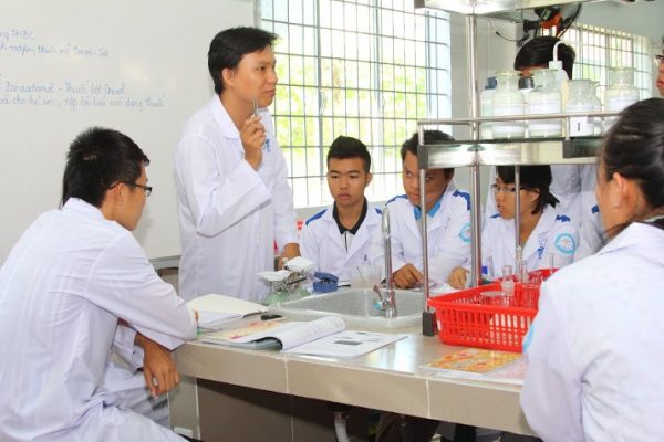 Ngành Dược học những gì? Ngành Dược học những môn gì?